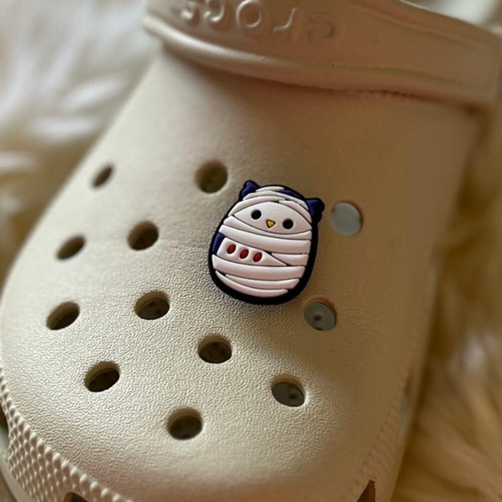 Croc Jibbitz | Squishmallows Holly the Owl Mummy Halloween Charm | Cute Gift